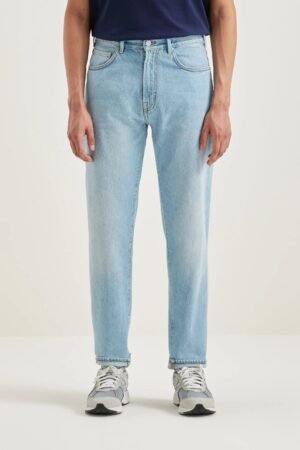 Denim N. 04 tapered jeans (242 / M / VINTAGE LT BLUE)