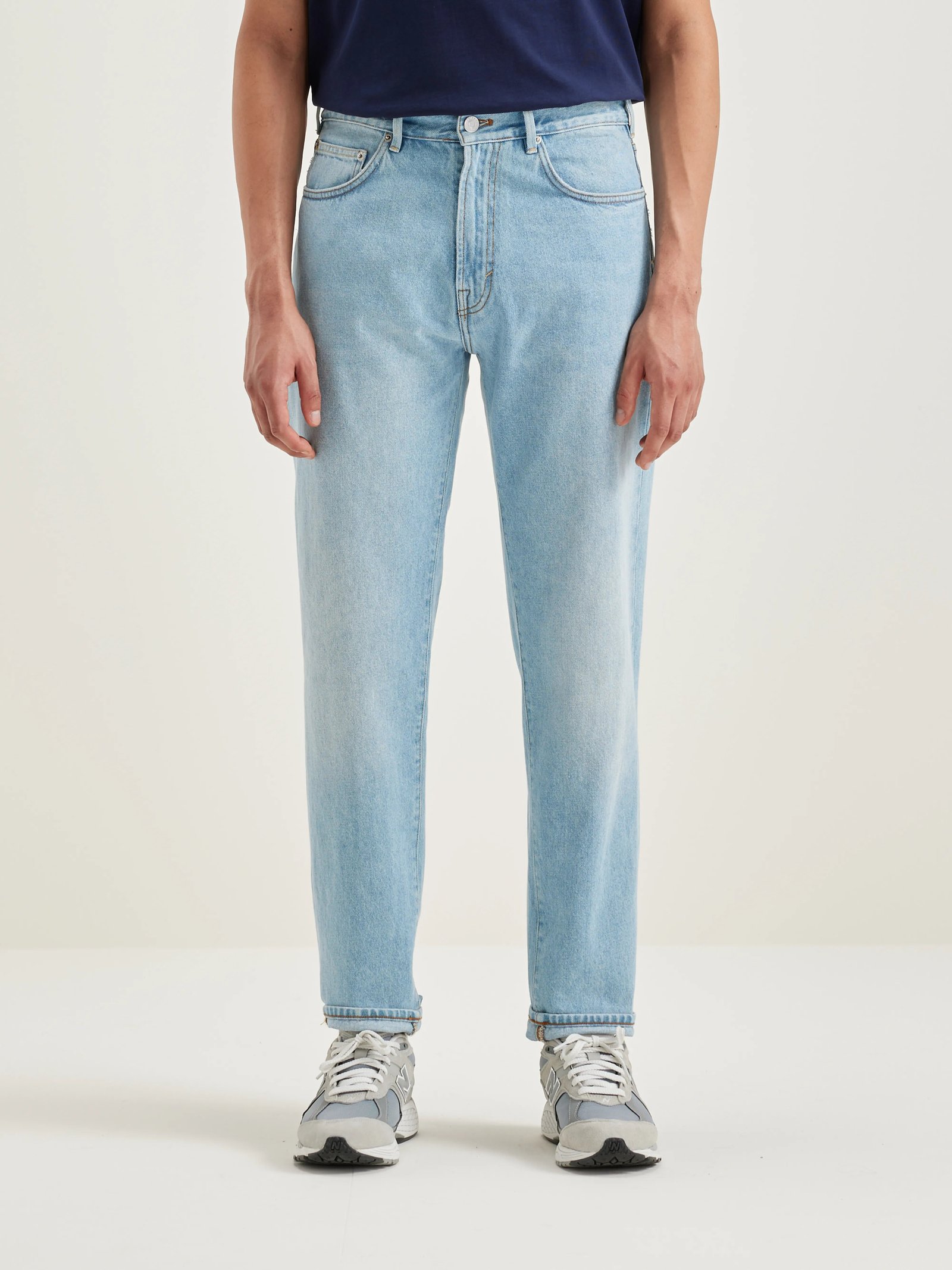 Denim N. 04 tapered jeans (242 / M / VINTAGE LT BLUE) - Image 2