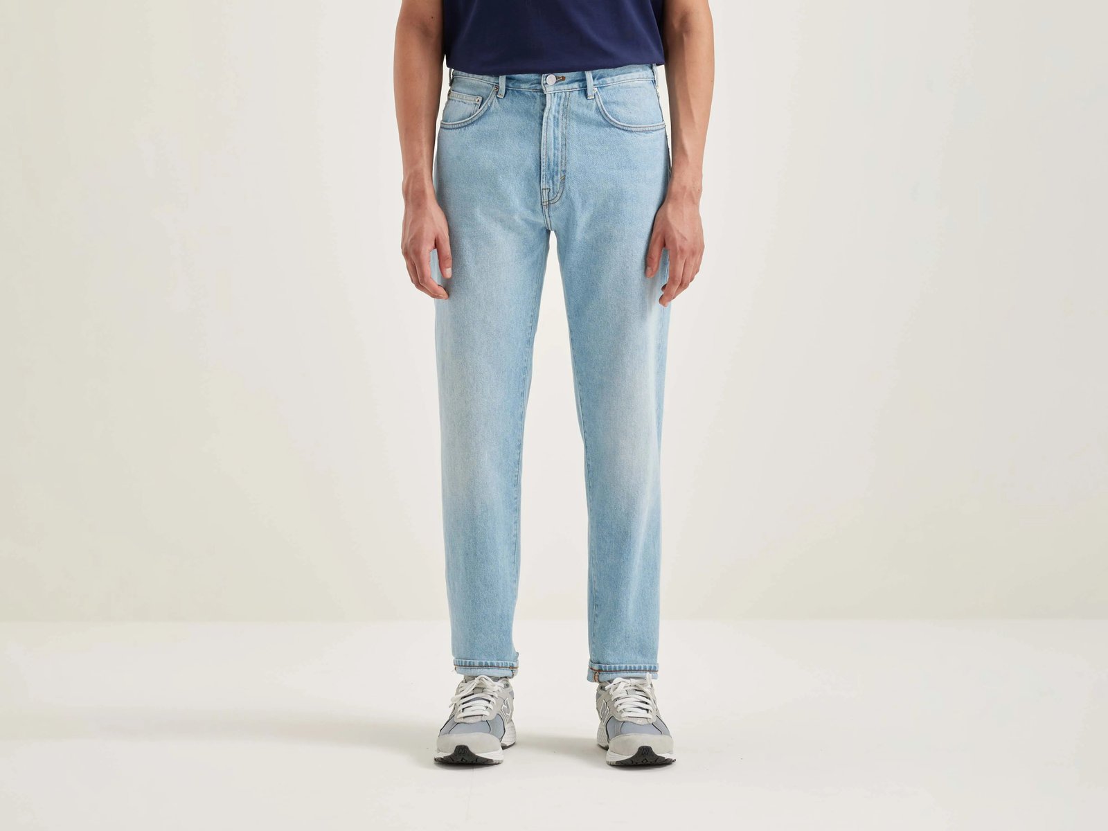 Denim N. 04 tapered jeans (242 / M / VINTAGE LT BLUE) - Image 7