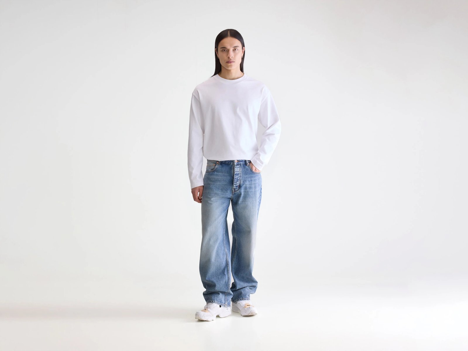 Denim N. 08 straight jeans (251 / M / VINTAGE LT BLUE)