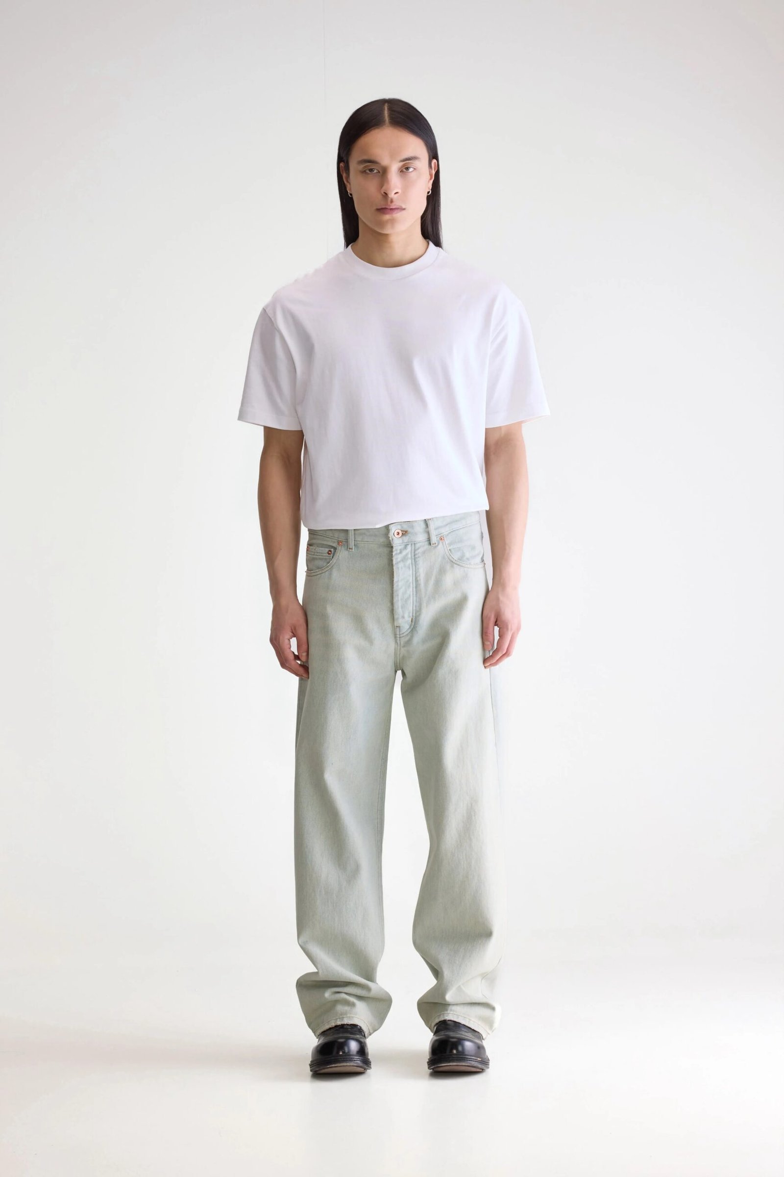 Denim N. 08 straight jeans (252 / M / DUSTY BLEACH) - Image 2