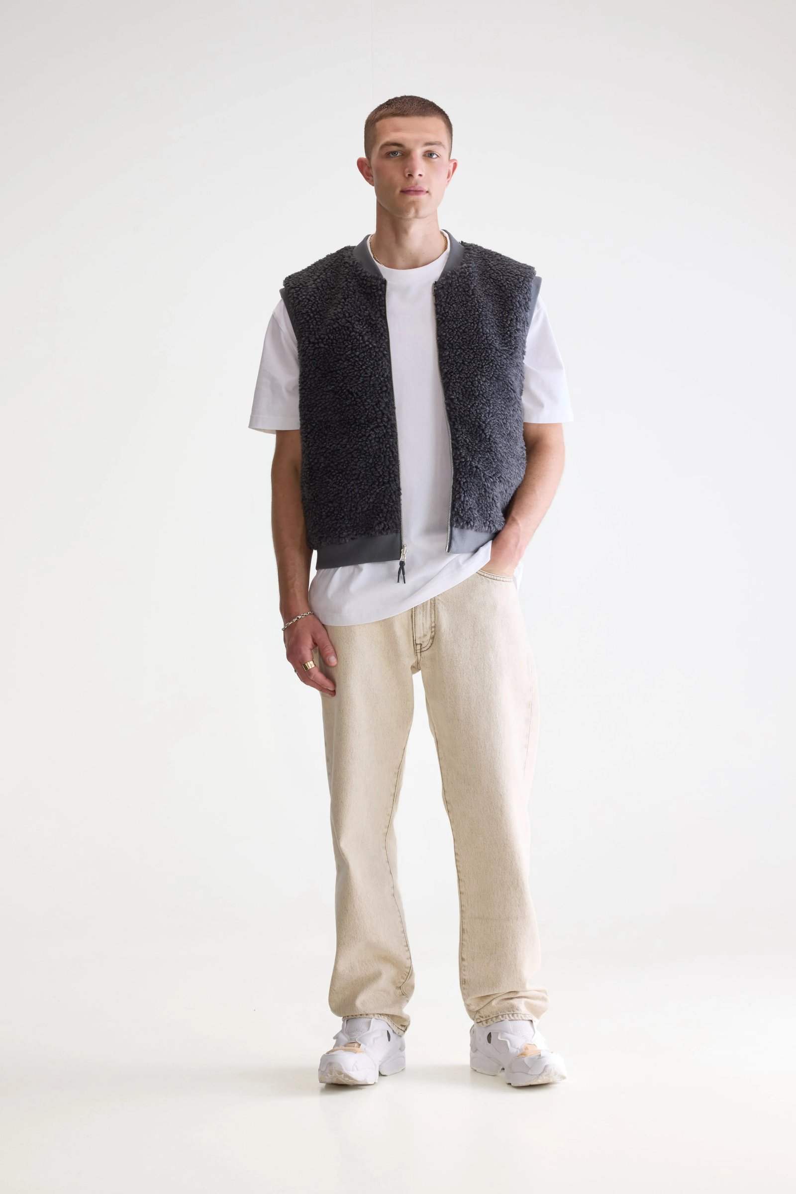 Jocko bodywarmer (252 / M / ELEPHANT) - Image 3